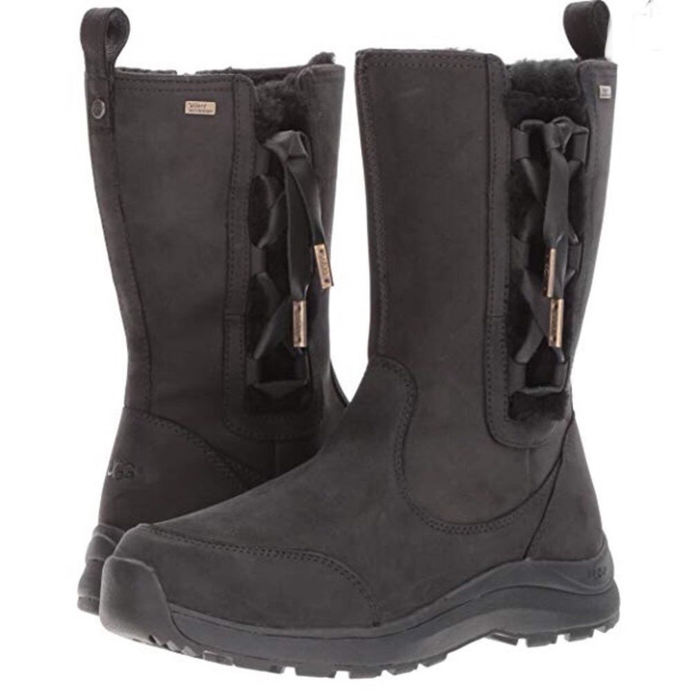New UGG Suvi leather corset side winter boots size 8.5
